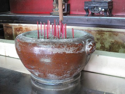 土庫廣雲宮特別陶製香爐