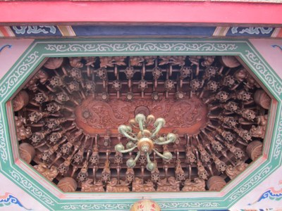 三川殿木雕藻井(2012.07.28周世達拍攝)
