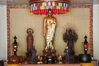 佛頂山朝聖寺釋迦牟尼佛（潘信來拍攝－2011.07. 29）