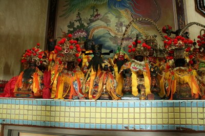 王母宮右龕關聖帝君與眾神祇（潘信來拍攝－2011.07. 29）||//|