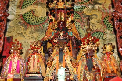 五聖宮鎮殿神龕神像(2011.08 吳明勳 拍攝)
