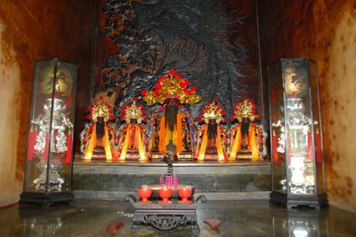 大眾廟左神龕神像(2011.08 吳明勳 拍攝)