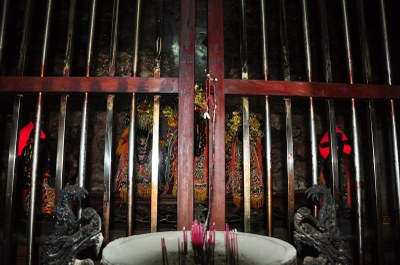 城隍宮內殿神龕(周宗楊拍攝2011.07.14)