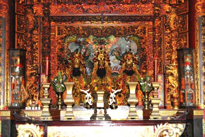 玉安宮鎮殿神龕神像(2011.09 吳明勳 拍攝)