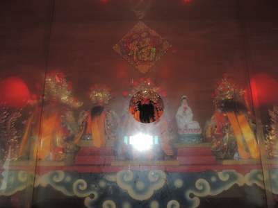 中央神龕