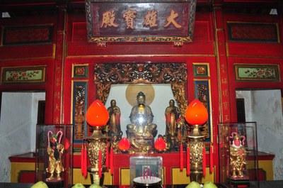保濟寺  主神龕(陳煥昇攝2011 10 10)||//|