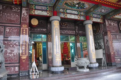 普明寺--中門(陳煥昇攝2011.10.09)